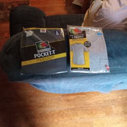 8 New In Pack Large Fruit Of The Loom Pocket Tees
