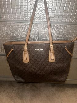 Micheal Kors Purse