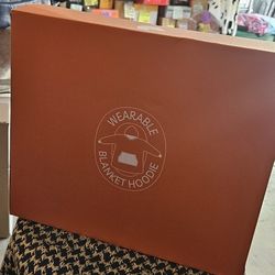 SearchI Wearable Blanket Hoodie, 