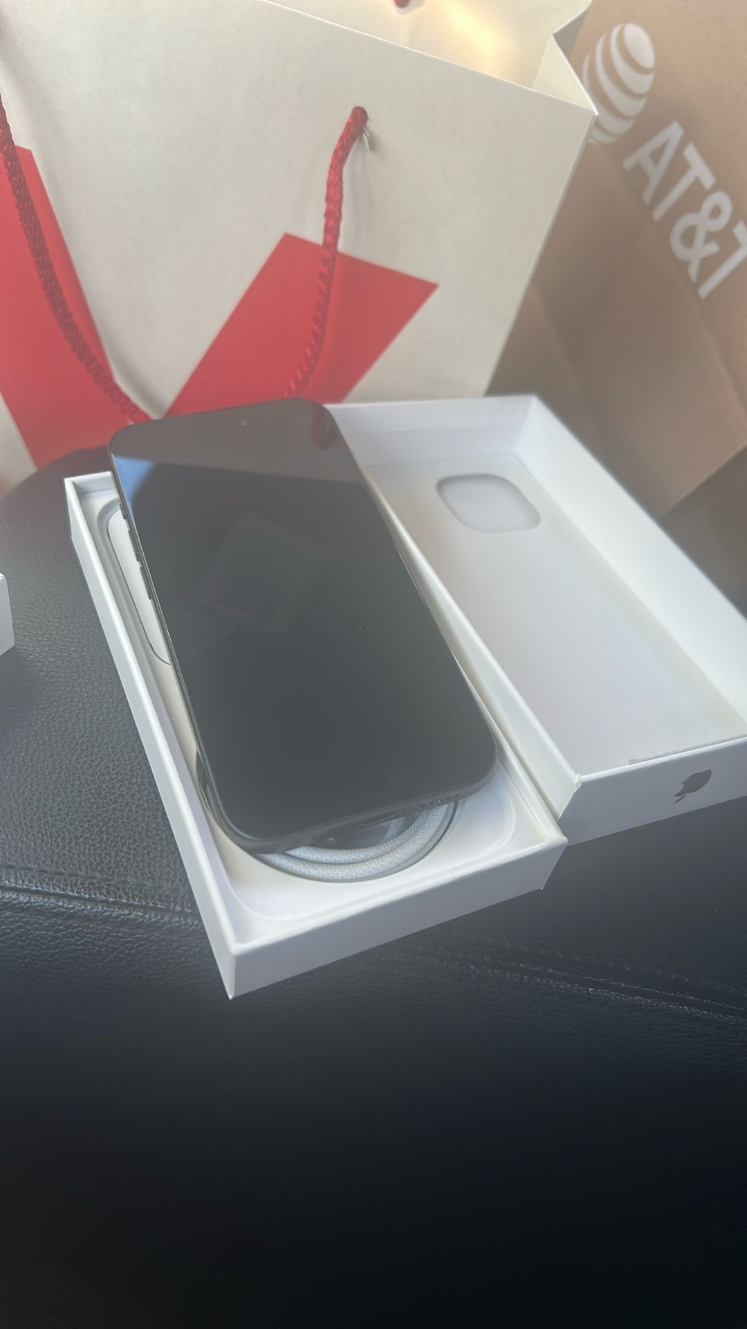 iPhone 14 And 15 On Hand 16s Are A Deposit