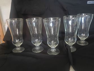 Glass cups