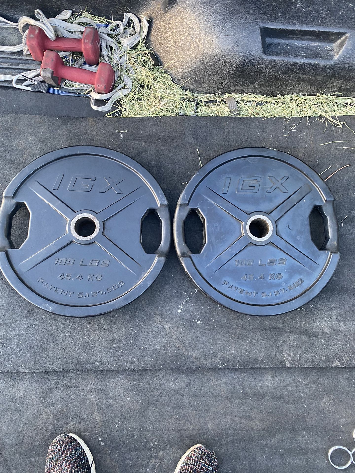 100lb Rubber Coated Olympic Weight Plate Set With Tree