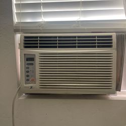 Portable AC Window 