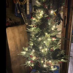 4 Ft Christmas Tree