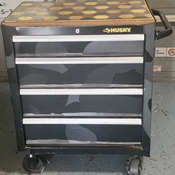 Husky Tool Box 26.5 Inches 