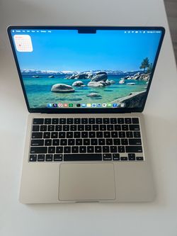 MacBook Air 13” M2 8GB RAM 256GB SSD in Excellent Condition