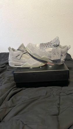 Jordan 4 Grey KAWS