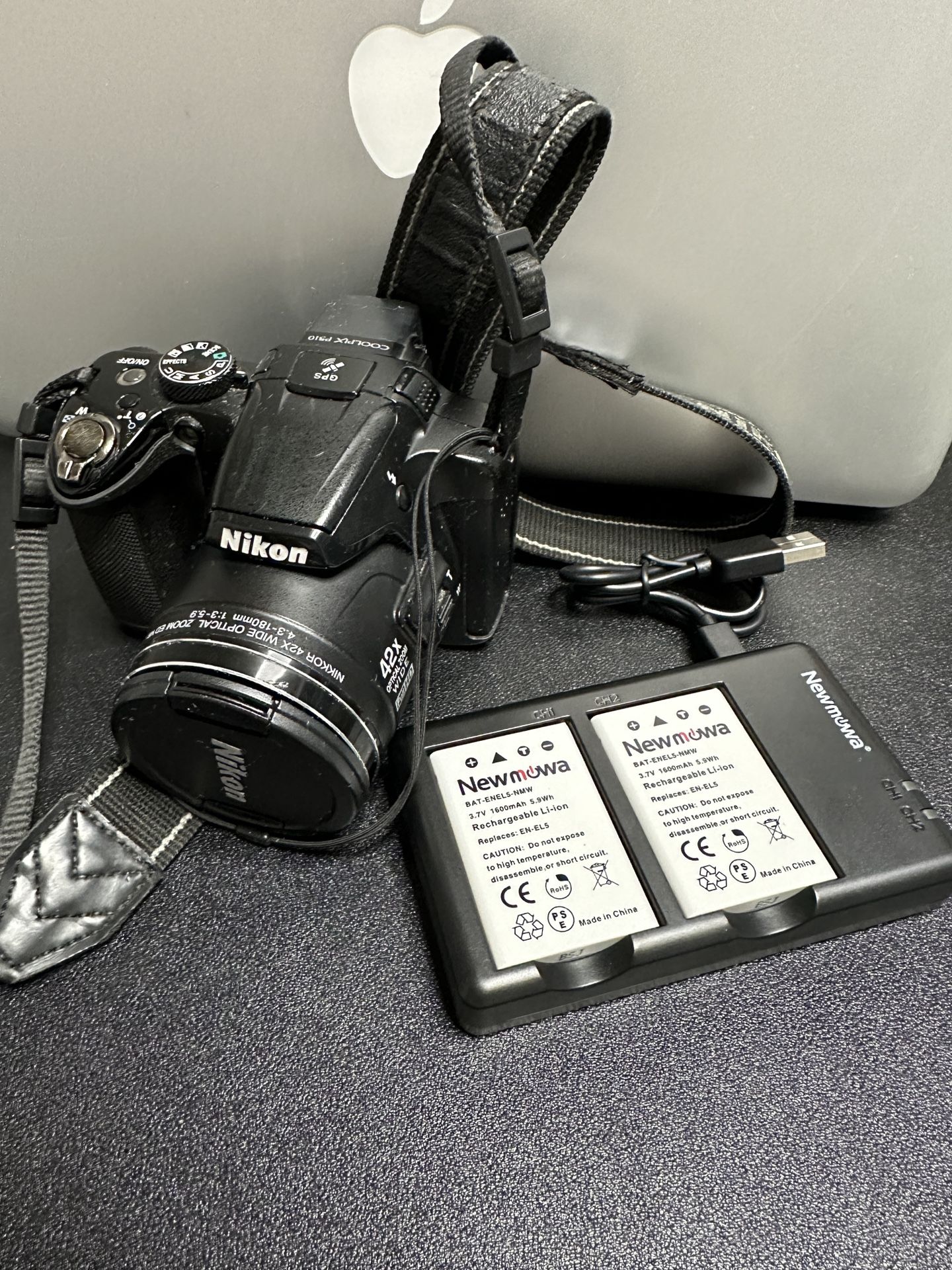 Nikon Coolpix P510 With 2 Batteries & Charger