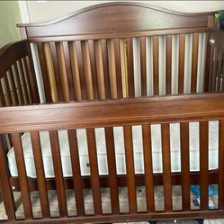 Convertible Crib With Mattress 