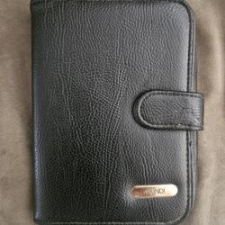 Mundi Black Leather Organizer Wallet