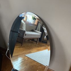 Oval mirror