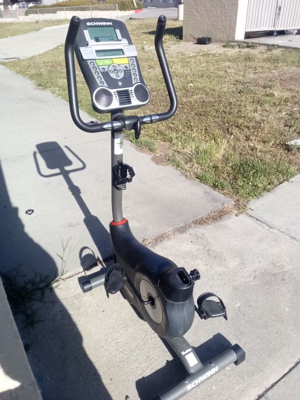 Schwinn 130 Exercise Bike