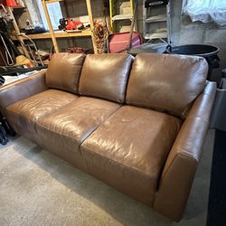 Raymour And Flanagan Leather Couch