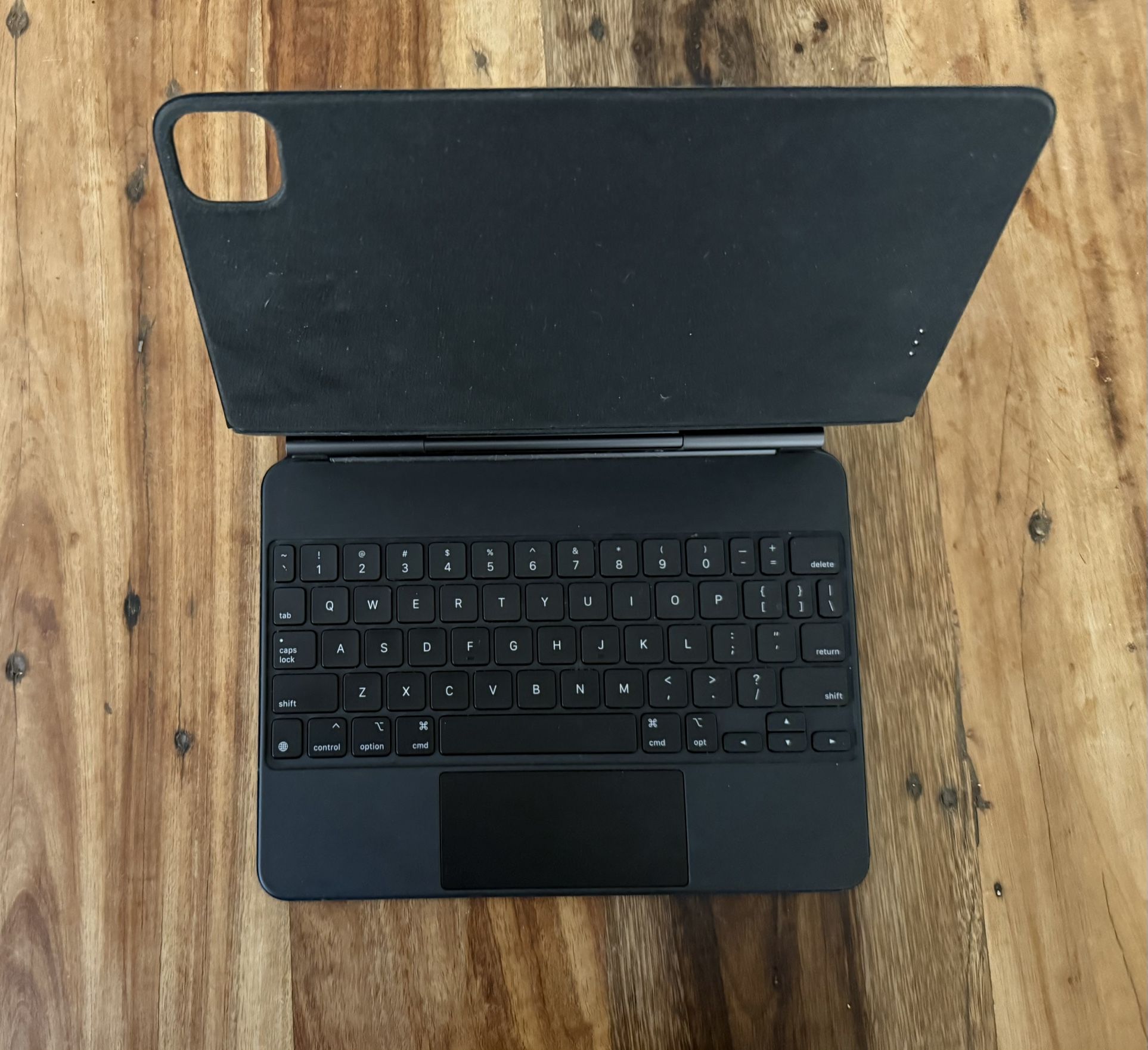 Apple Magic Keyboard: iPad Keyboard case for iPad Pro 11-inch (1st, 2nd, 3rd, 4th gen)