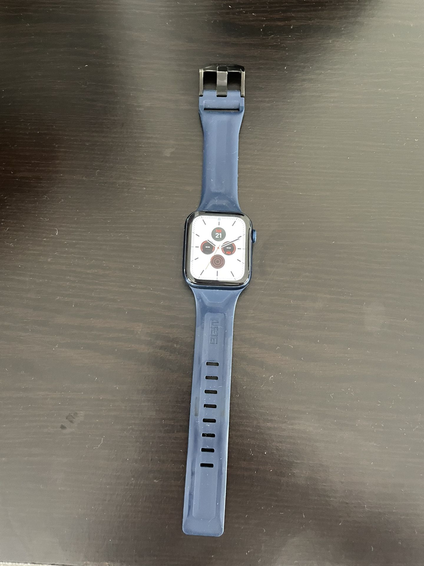 Apple Watch Series 6 (GPS) 44mm (non cellular)