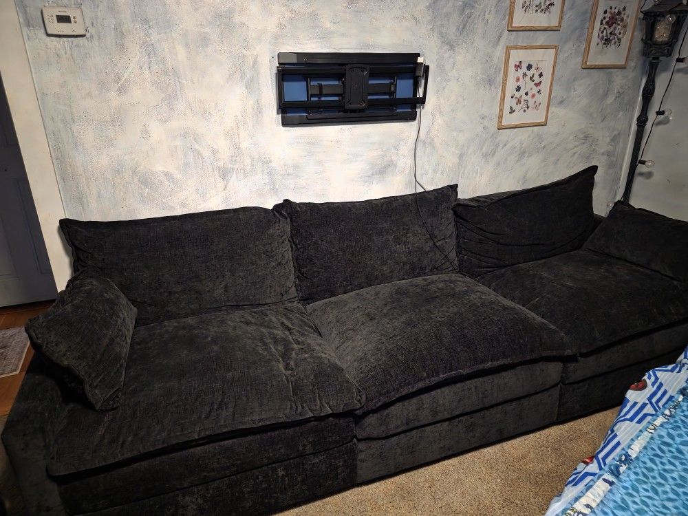 New Black Couch From Amazon