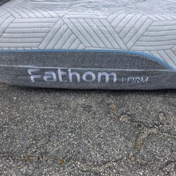 FATHOM QUEEN SIZED MATTRESS
