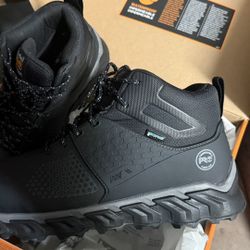 New In Box Timberland Pro Shoes /work Safety Toe 