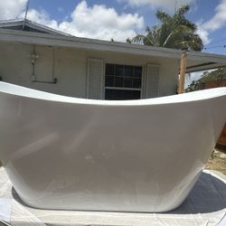 MULHOUSE SOAKING BATHTUB ( NEW )