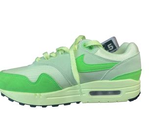 Nike Hj7329-376 Green Shoes