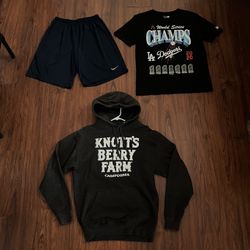 Men’s Nike Shorts & Dodgers Shirt Size M