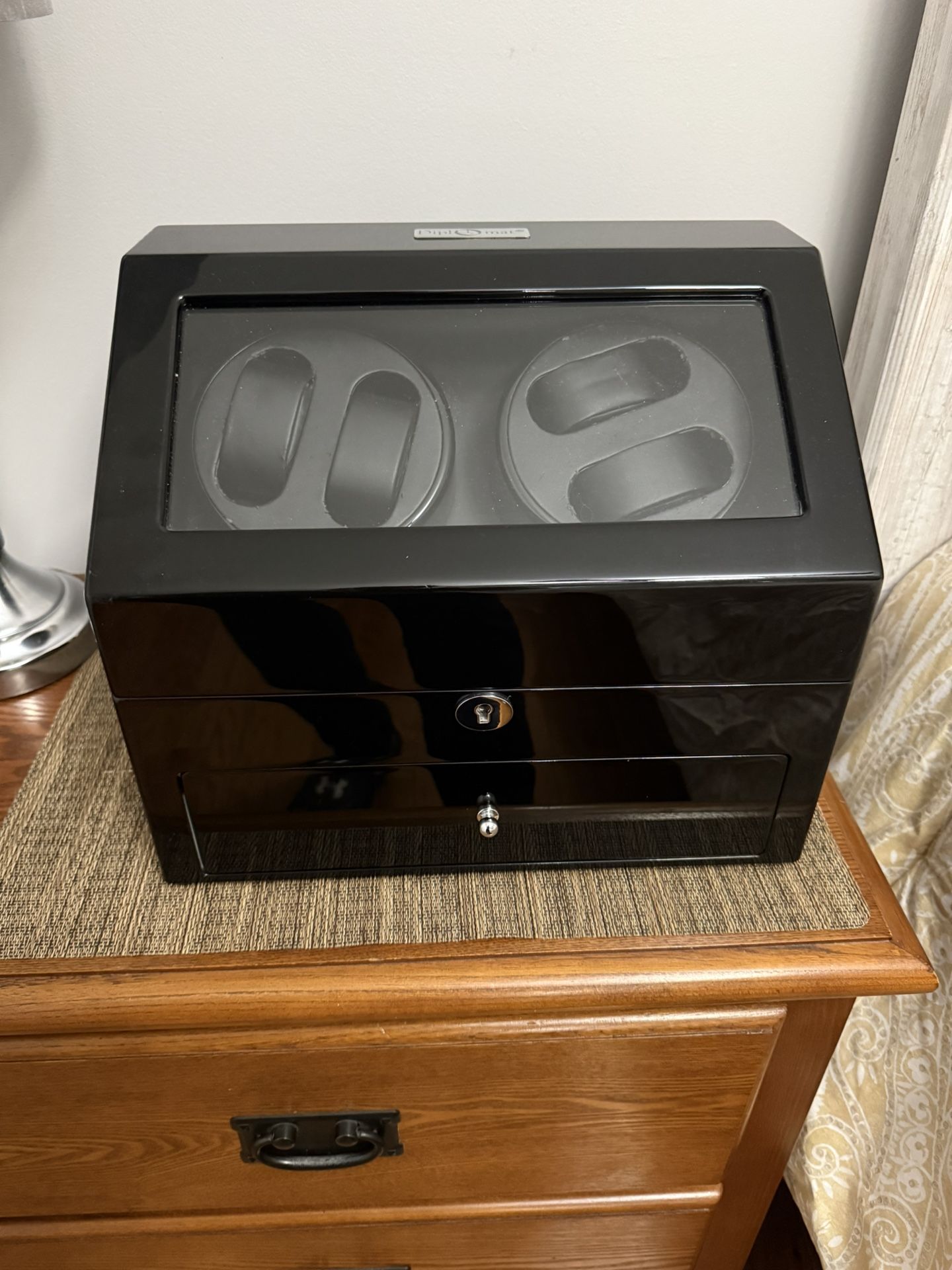 Diplomat Watch winder