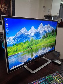DELL  D Series LED-Lit Monitor 32 White D3218HN, YU 10(contact info removed)5.  FHD 1920 x 1080, 16:9, IPS LED Back -lit HDMI, VGA, VESA...

100-240 V