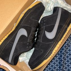 Nike Dunk Low SB Fog Size 6