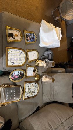 Picture frame and lamp for wedding