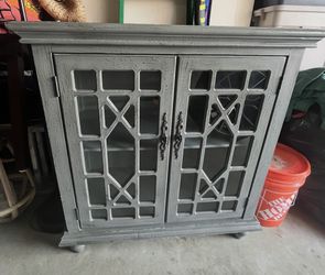 Small Entertainment Center/Sideboard/Curio Cabinet