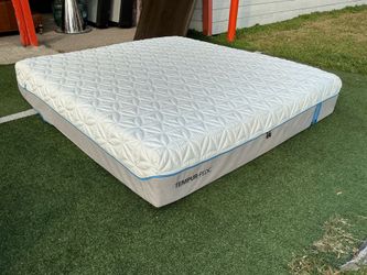 Tempur-Pedic Mattress king size