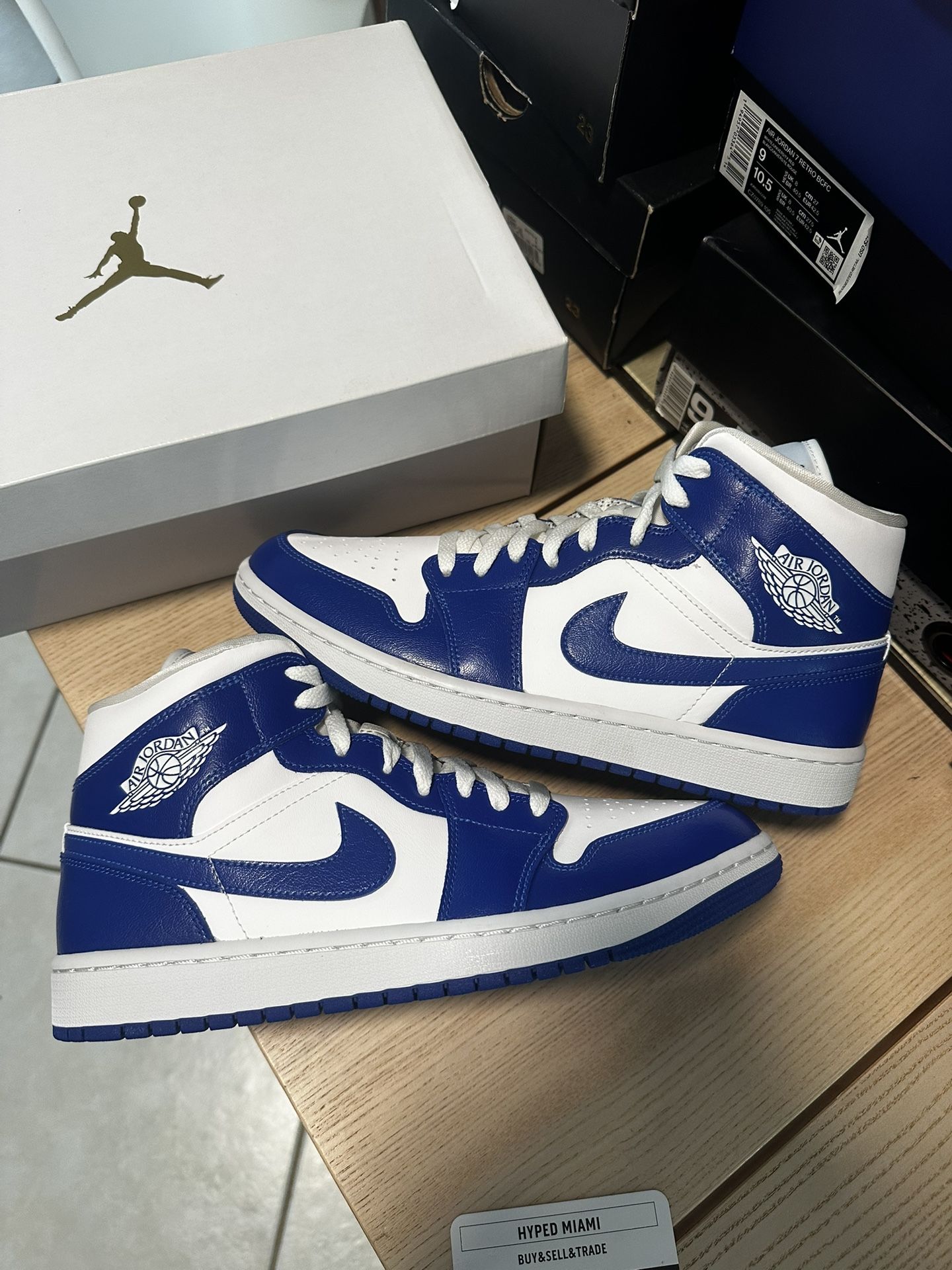 Nike Jordan 1 Mid Kentucky Blue Size 9.5 Mens