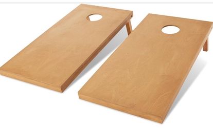 Cornhole Set with 8 Bean Bags – Excellent Condition