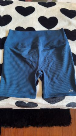Alo shorts