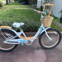 Women s Giant Vida Beach Cruiser for Sale in Stockton CA OfferUp