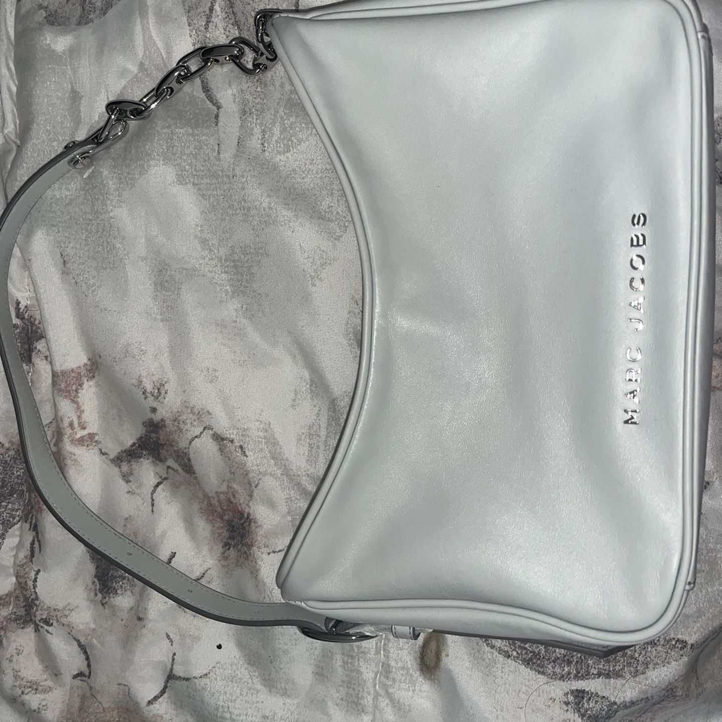 Brand New Marc JACOBS Duffle Bag for Sale in Los Angeles, CA - OfferUp