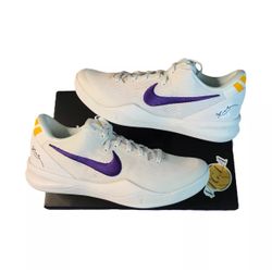 Nike Kobe 8 Protro Lakers Home Size 8.5 men’s White Mamba Swoosh 24 BNIB