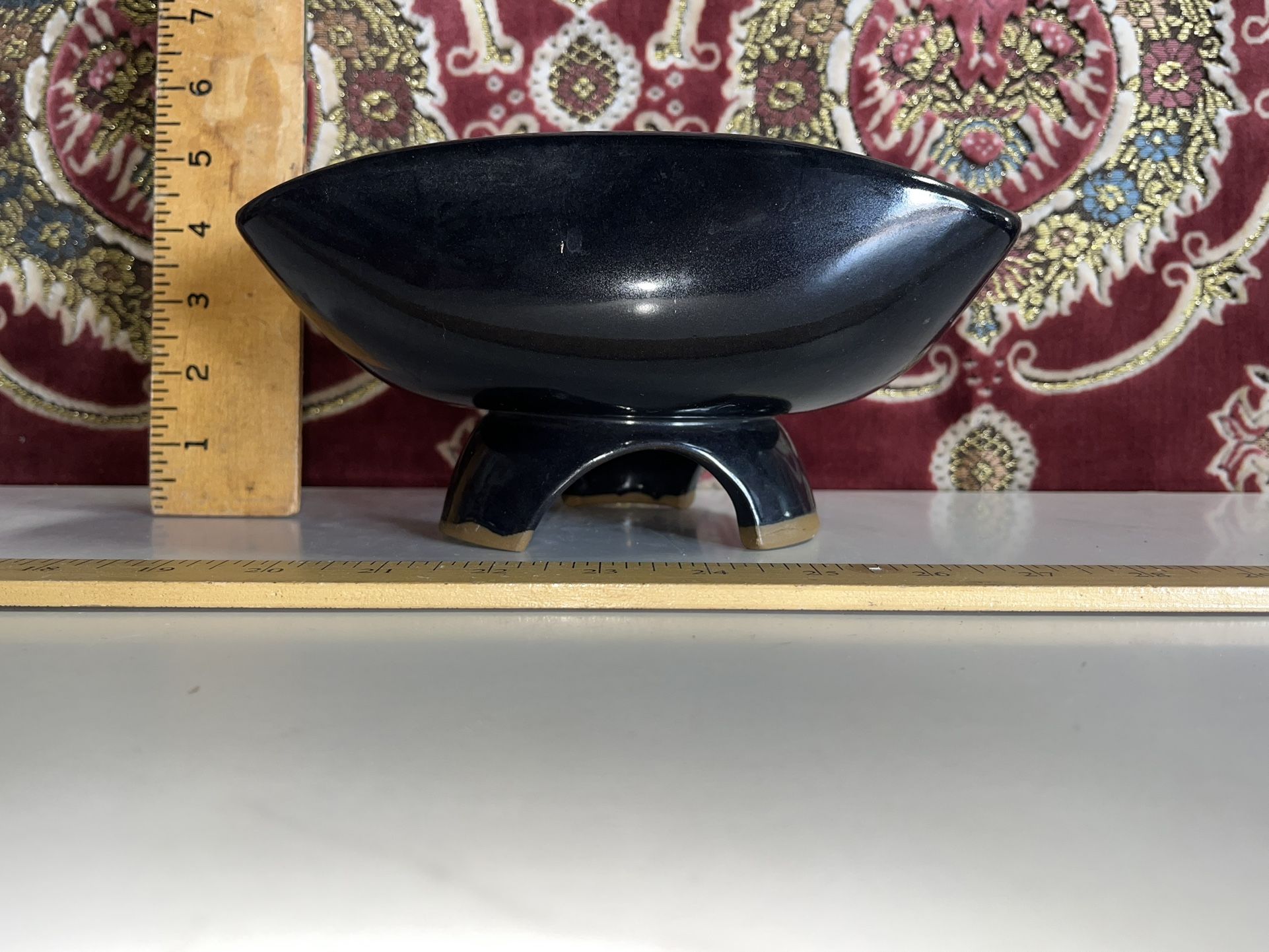 Vintage Japanese Mid Century Black Lacquered Tripod Ceramic Noel