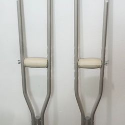 Crutches 