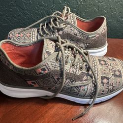 Vans - Size 10.5