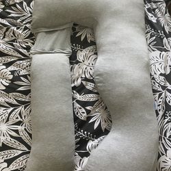 Pregnancy Pillow