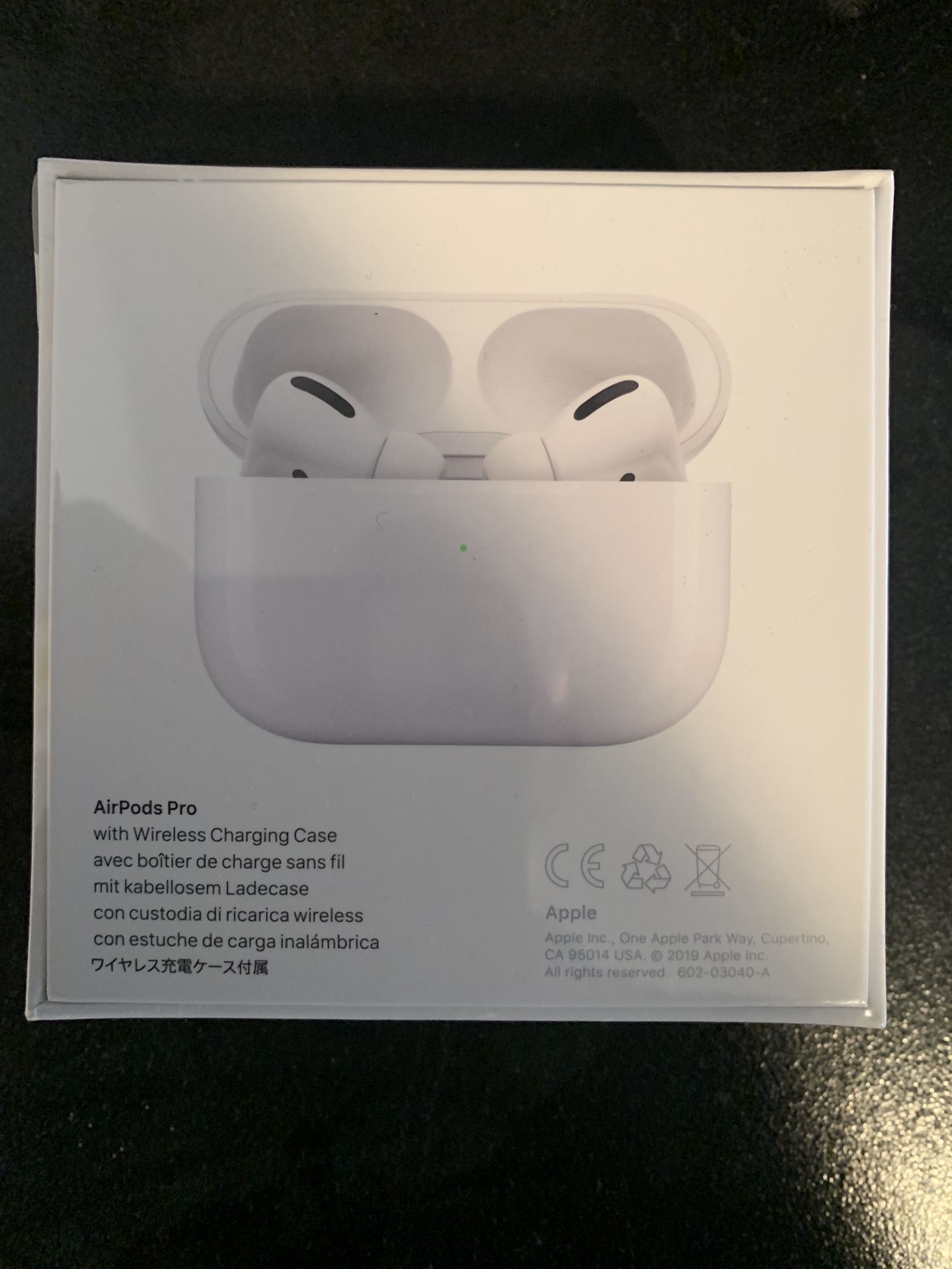 Air Pods Pro with wireless charging case