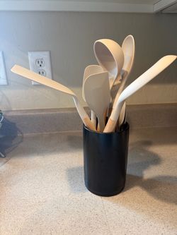 Silicone Kitchen Utensil Set with Holder