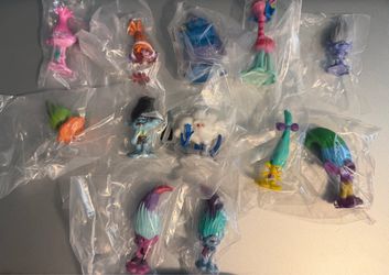 (12) DreamWorks Trolls Mini Figures The Trolls Movie New Cake Toppers?