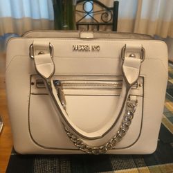 White hand bag