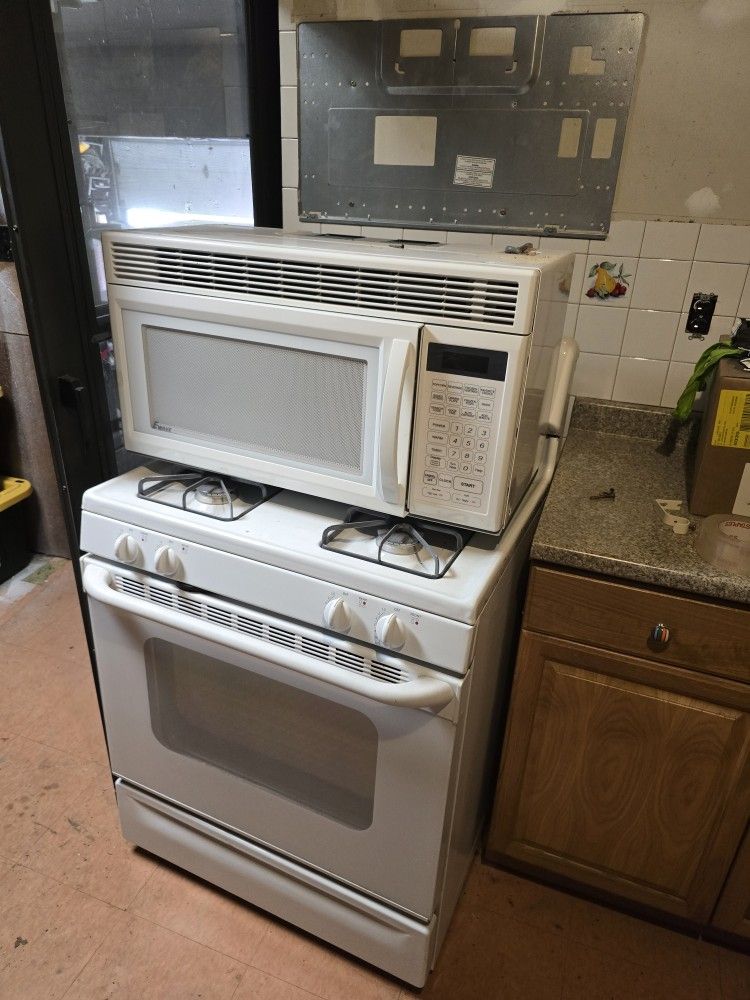 Microwave And Gas Stove