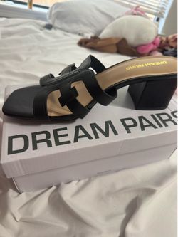 Brand new black heals