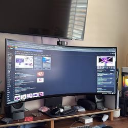 LG UltraGear OLED 240Hz Curved Gaming Monitor