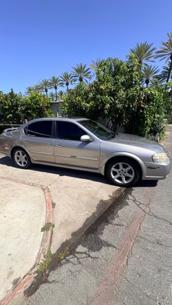 2002 Nissan maxima SE