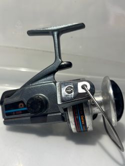 Vintage Daiwa A-150RL Spinning Fishing Reel – Silver Metal Body